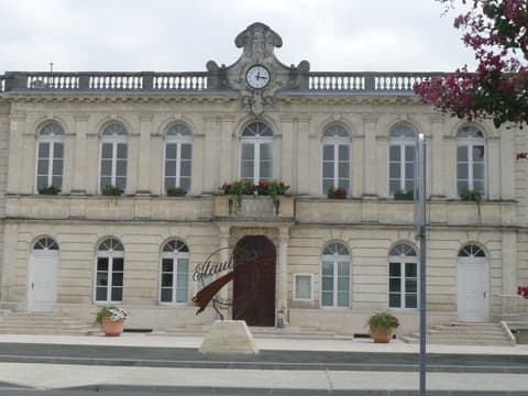 Élagueur Étauliers