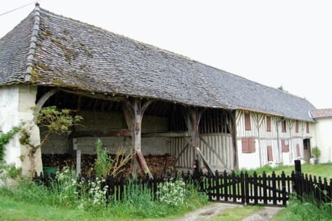 Élagueur Les Églisottes-et-Chalaures
